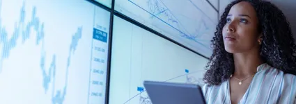 ¿Qué es el procesamiento por lotes y cuándo utilizarlo en proyectos de datos?