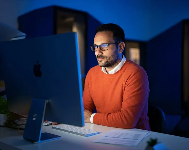 Especialización Dual en Emprendimiento e IA Generativa